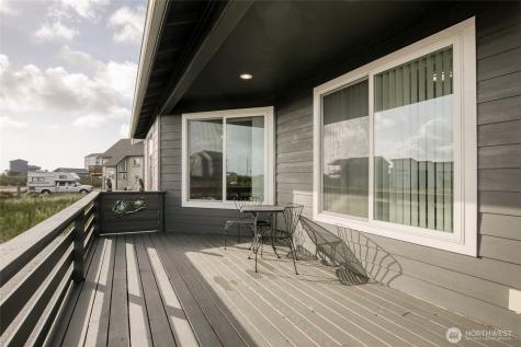 1415 Storm King Avenue SW Ocean Shores WA 98569