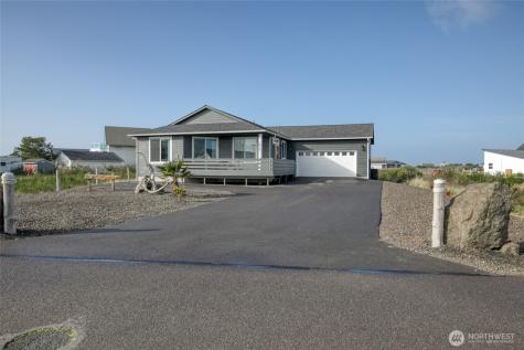 1415 Storm King Avenue SW Ocean Shores WA 98569