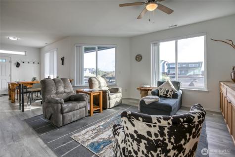 1415 Storm King Avenue SW Ocean Shores WA 98569