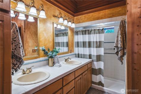 5138 Anglers Haven Drive Oak Harbor WA 98277