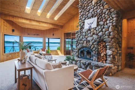 5138 Anglers Haven Drive Oak Harbor WA 98277