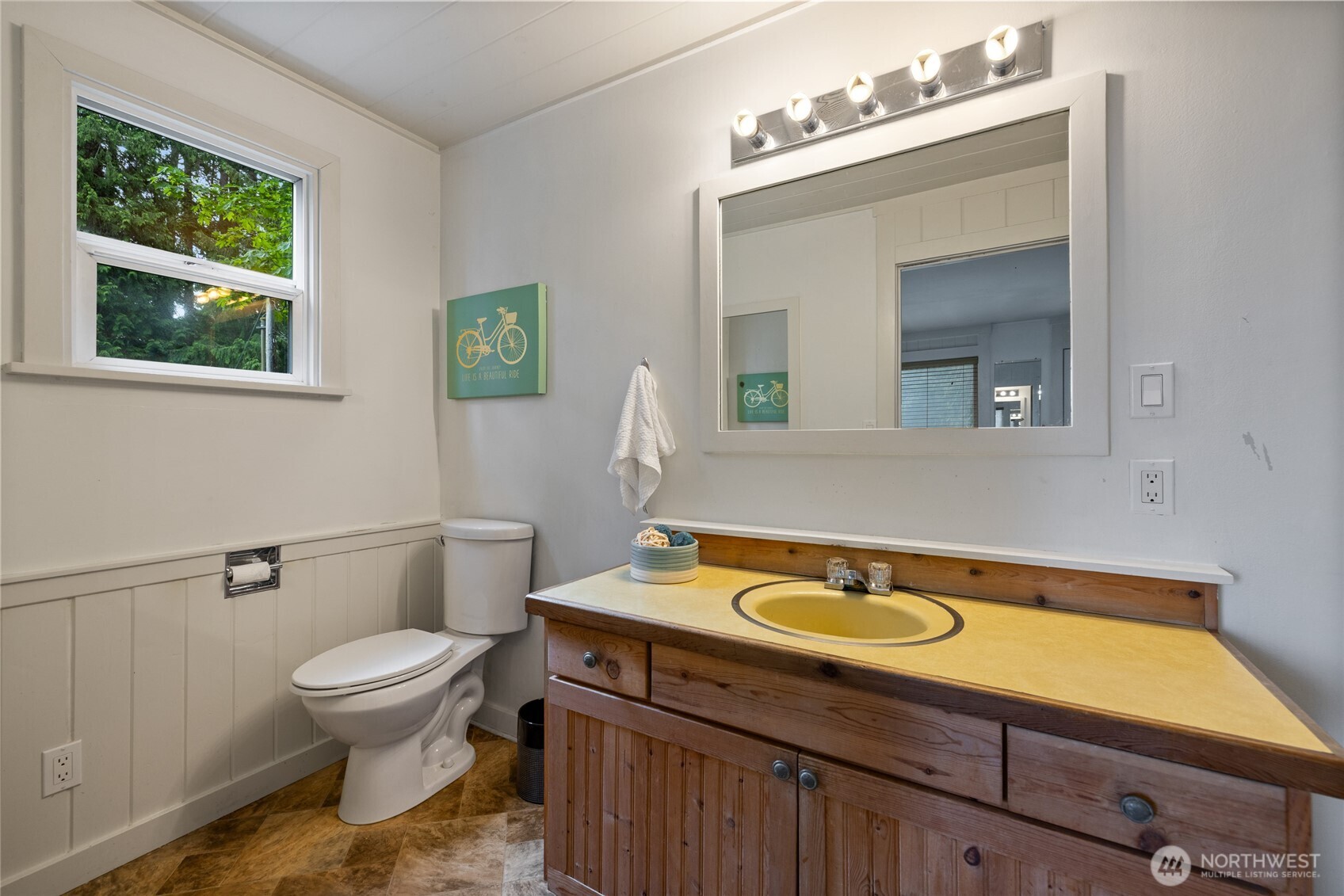 17426 SE 60th Street Bellevue WA 98006