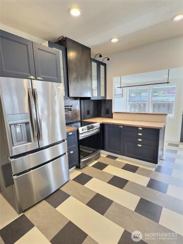 514 S 48 Street Tacoma WA 98408