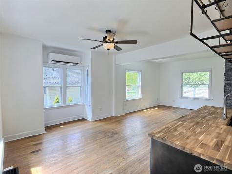 514 S 48 Street Tacoma WA 98408