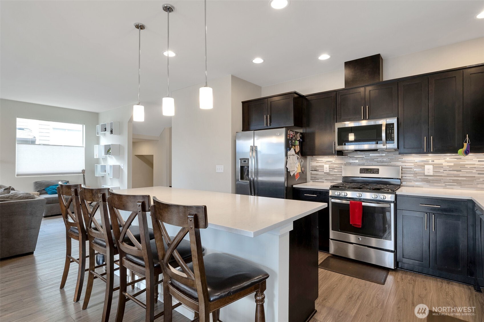15817 SE 252nd Place Covington WA 98042