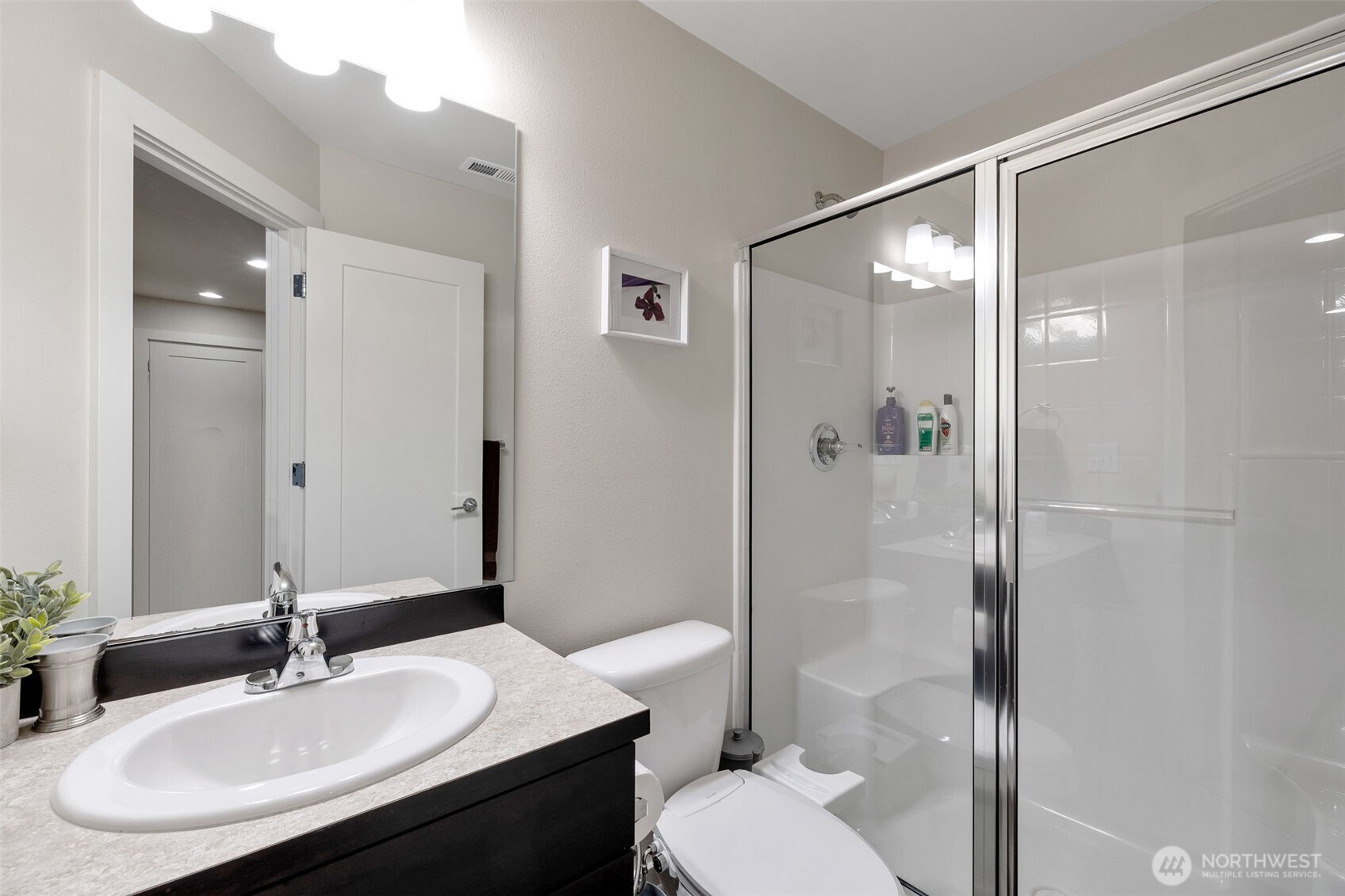 15817 SE 252nd Place Covington WA 98042