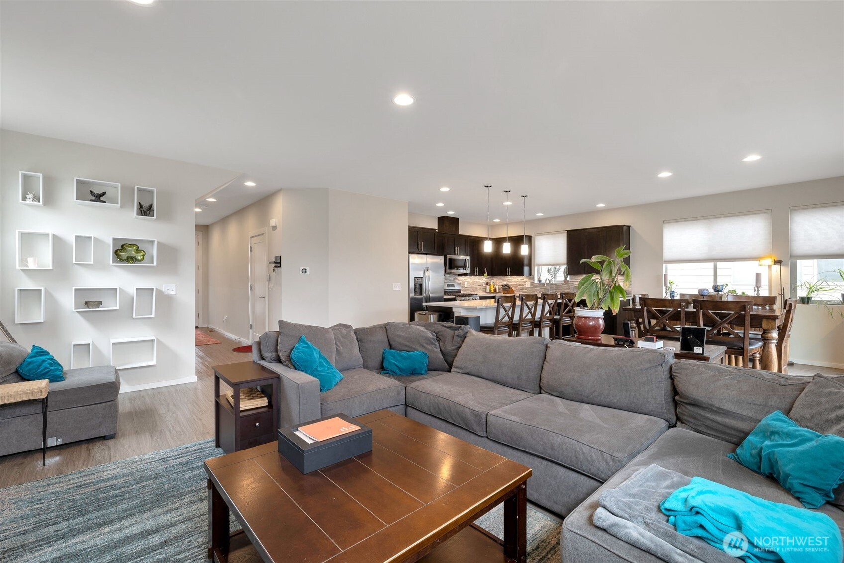 15817 SE 252nd Place Covington WA 98042