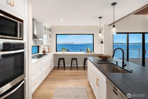 4692 Rockaway Beach Road NE Bainbridge Island WA 98110