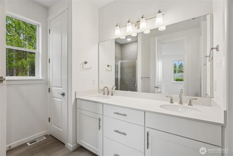 11 Mccartney Peak Lane Port Ludlow WA 98365