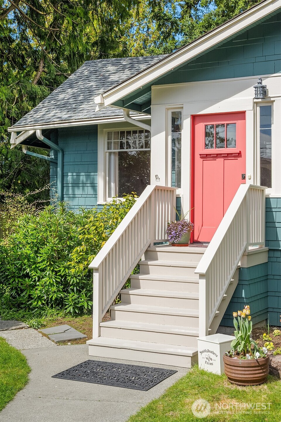846 NE 89th Street Seattle WA 98115