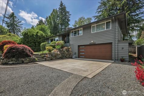 829 Maplewood Avenue Kent WA 98030