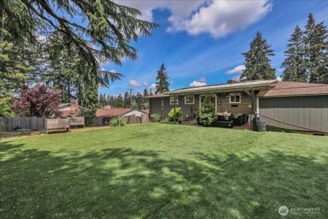 829 Maplewood Avenue Kent WA 98030