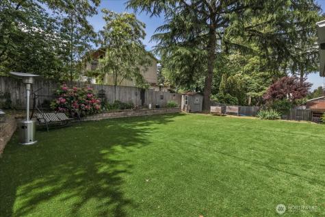 829 Maplewood Avenue Kent WA 98030