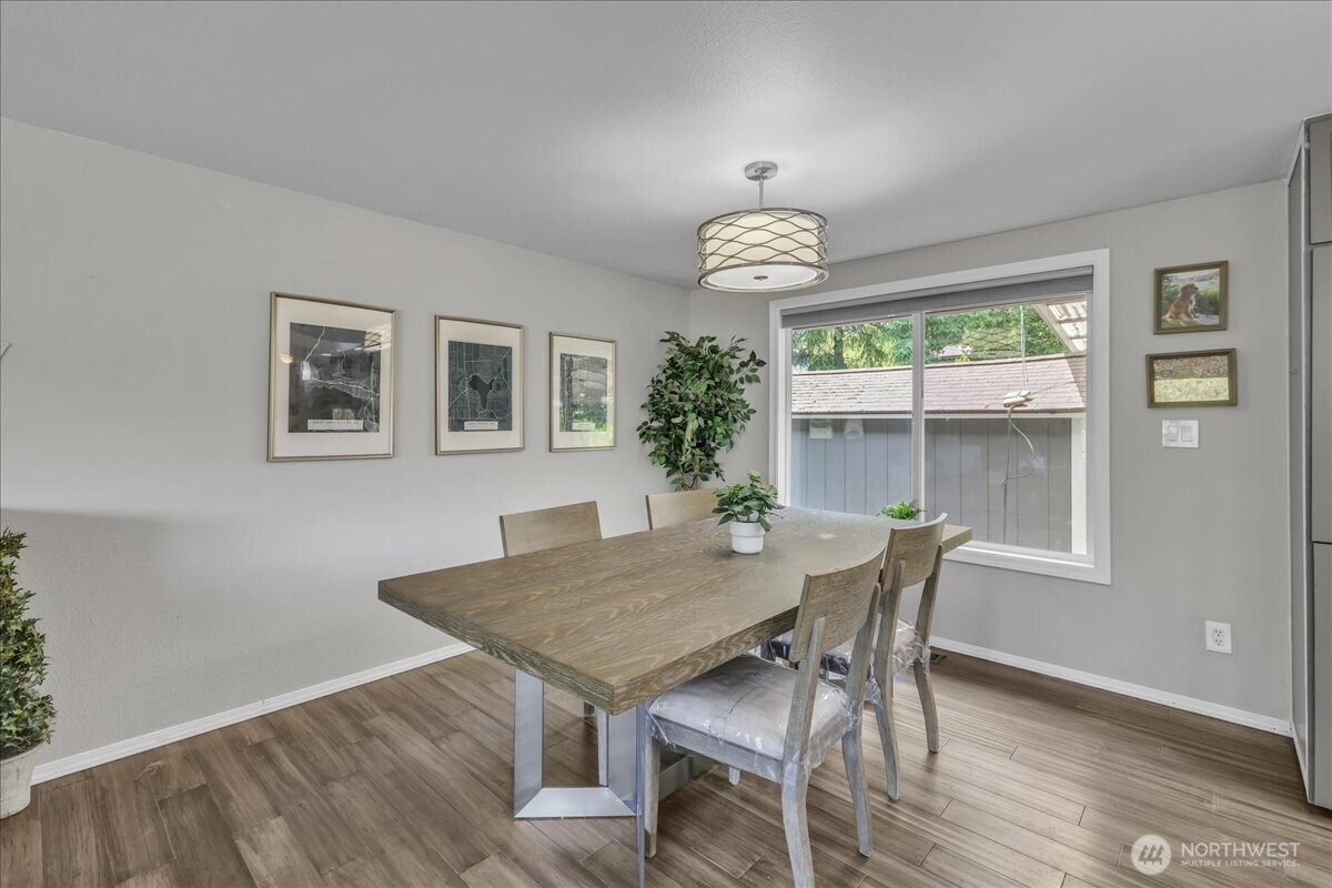 829 Maplewood Avenue Kent WA 98030