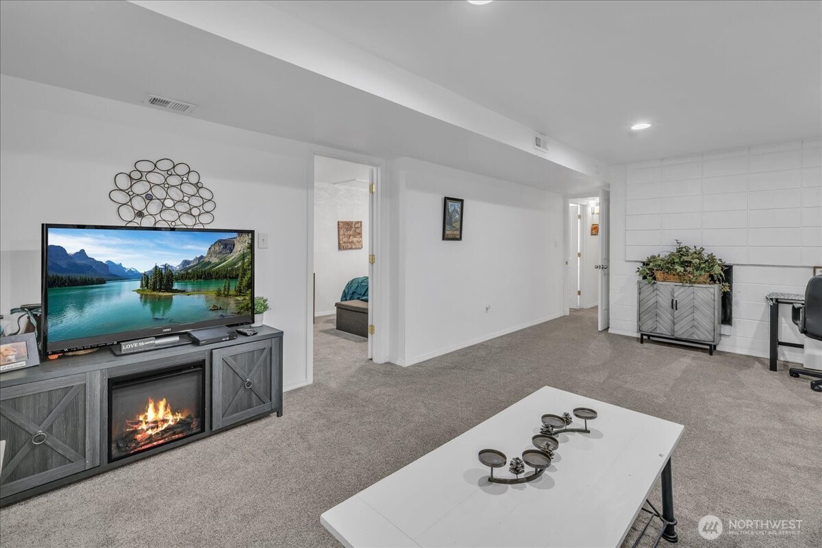 829 Maplewood Avenue Kent WA 98030