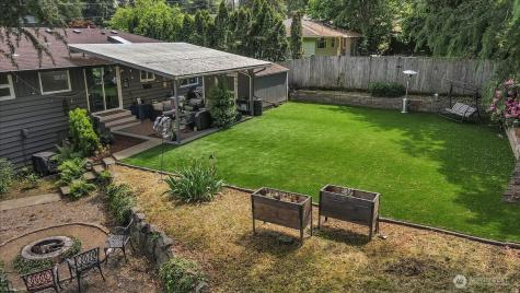 829 Maplewood Avenue Kent WA 98030