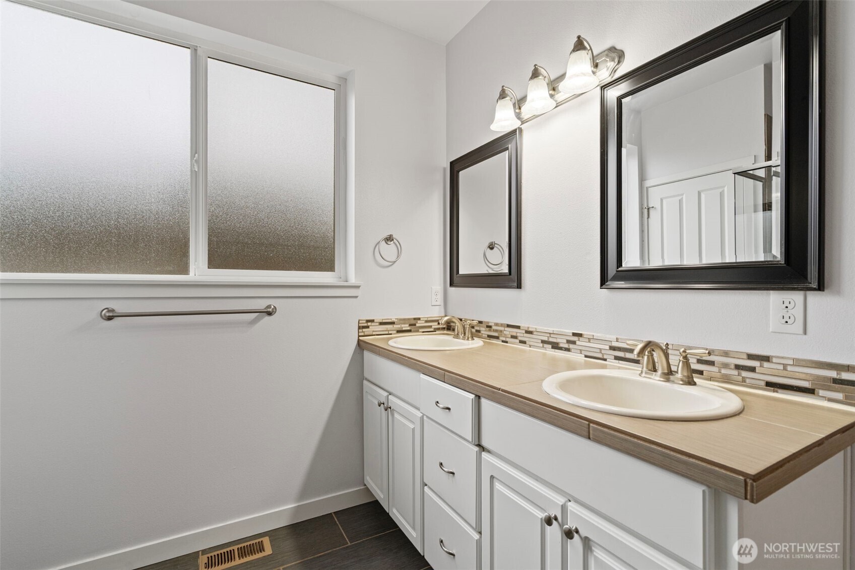 254 Parkside Loop Chehalis WA 98532