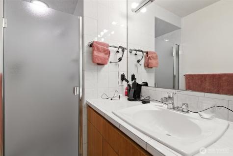 2650 120th Avenue NE Bellevue WA 98005