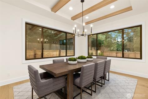 836 130th Avenue NE Bellevue WA 98005