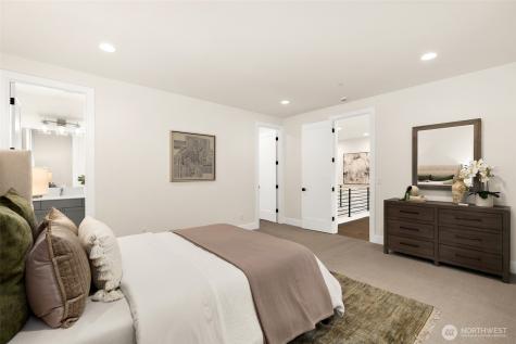 836 130th Avenue NE Bellevue WA 98005