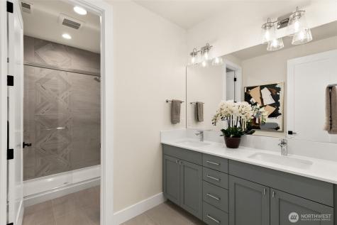 836 130th Avenue NE Bellevue WA 98005