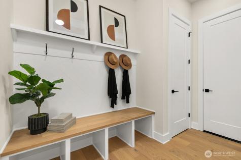 836 130th Avenue NE Bellevue WA 98005