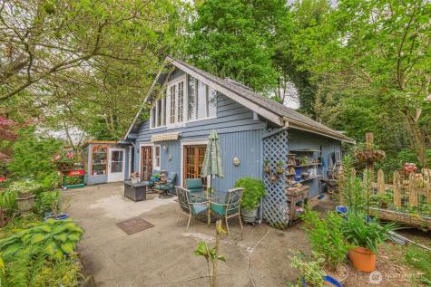 303 E 11th Street Snohomish WA 98290