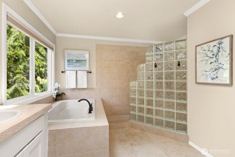 3005 235th Avenue SE Sammamish WA 98075