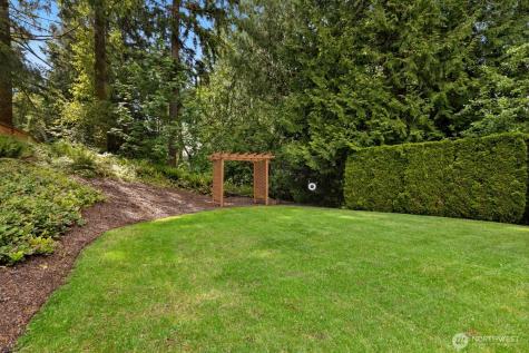 3005 235th Avenue SE Sammamish WA 98075