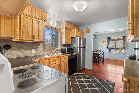 6 Salam Lane Oroville WA 98844