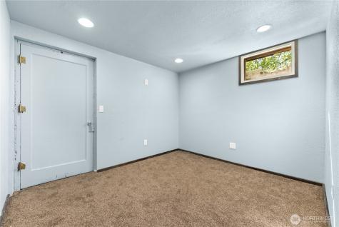 6 Salam Lane Oroville WA 98844
