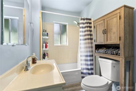 6 Salam Lane Oroville WA 98844