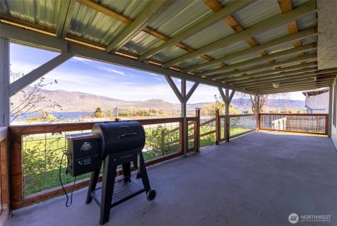 6 Salam Lane Oroville WA 98844