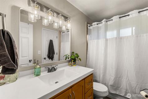 520 Lacey Place NE East Wenatchee WA 98802