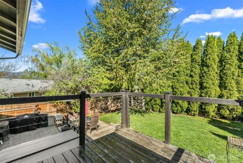 520 Lacey Place NE East Wenatchee WA 98802