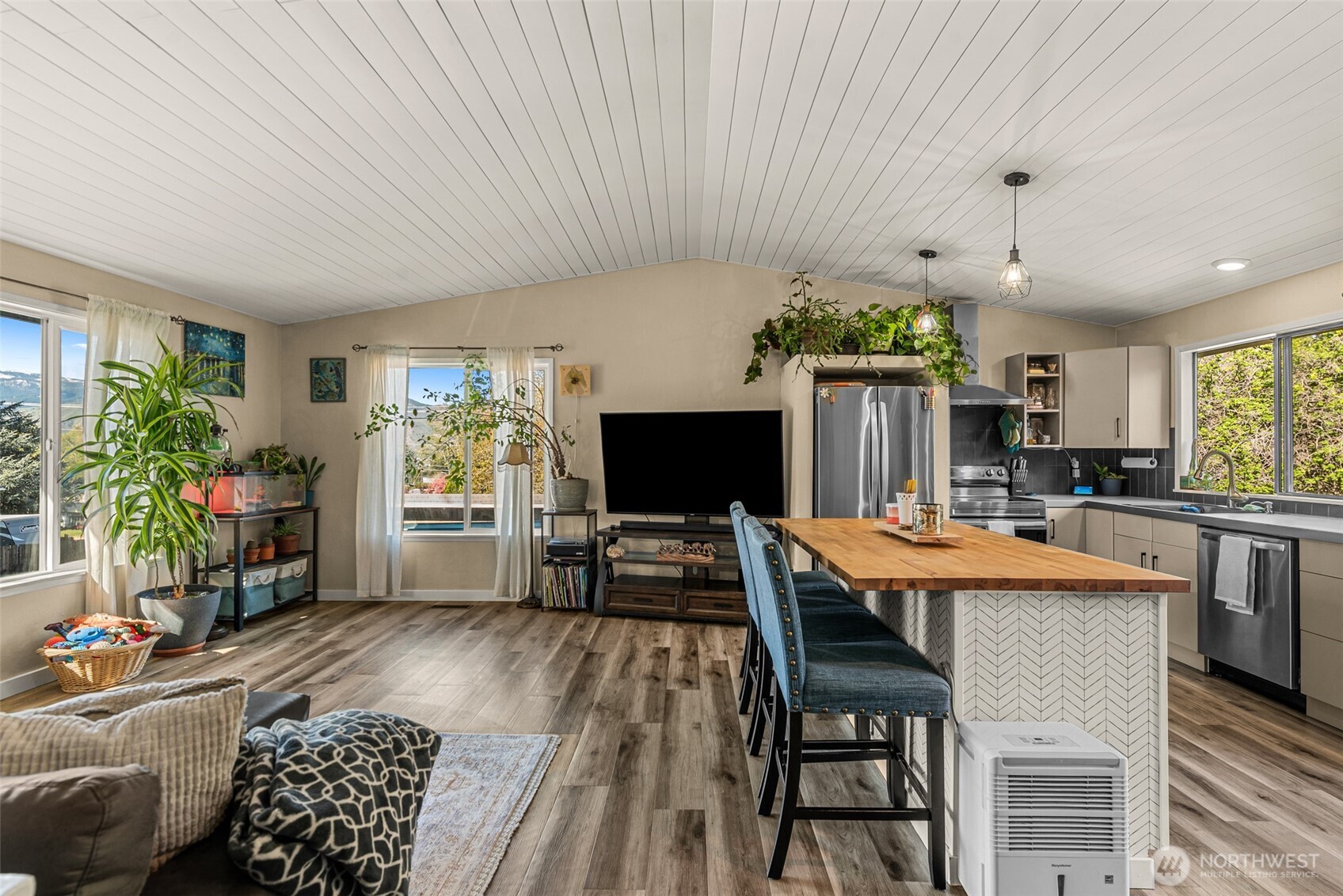 520 Lacey Place NE East Wenatchee WA 98802