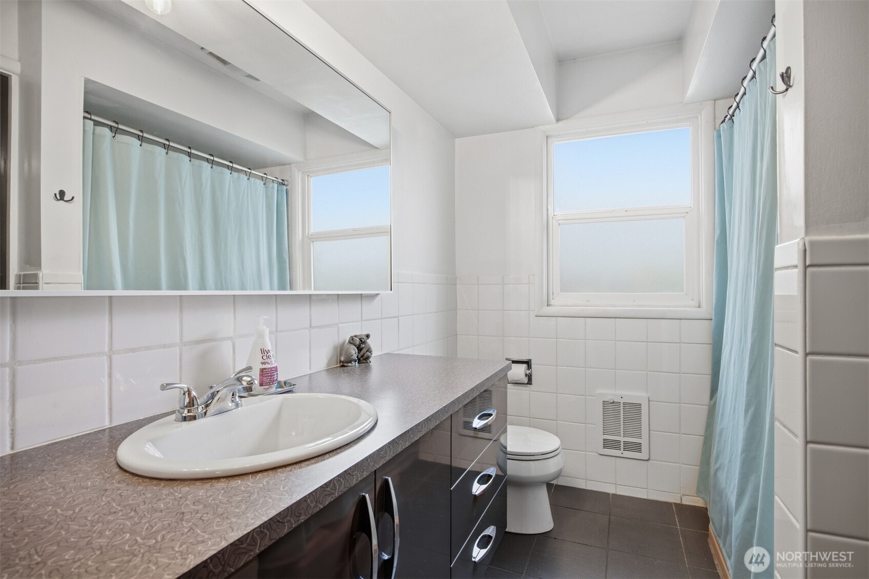 1209 Grover Street Lynden WA 98264