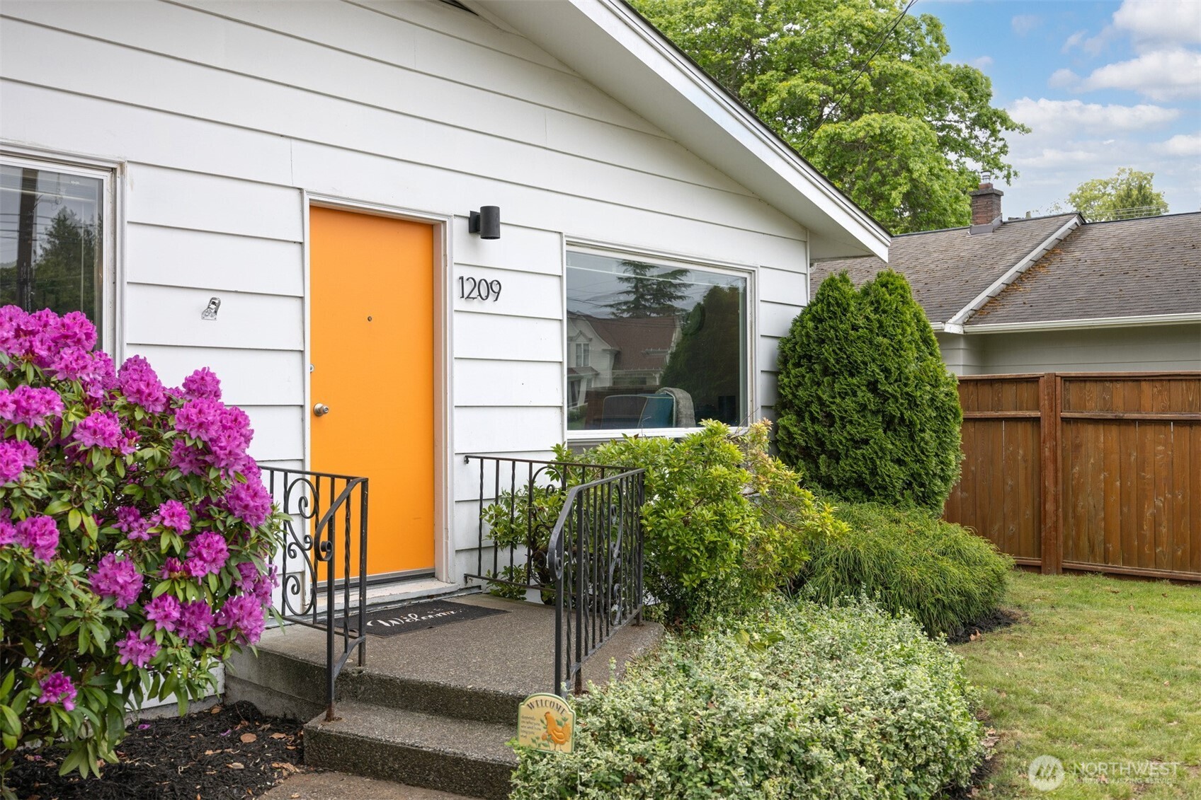 1209 Grover Street Lynden WA 98264