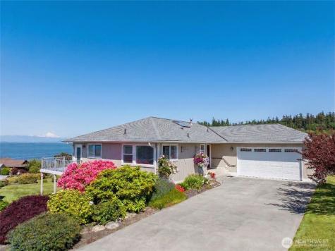1042 Shorecrest Place Camano Island WA 98282
