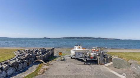 1042 Shorecrest Place Camano Island WA 98282