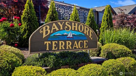 1042 Shorecrest Place Camano Island WA 98282