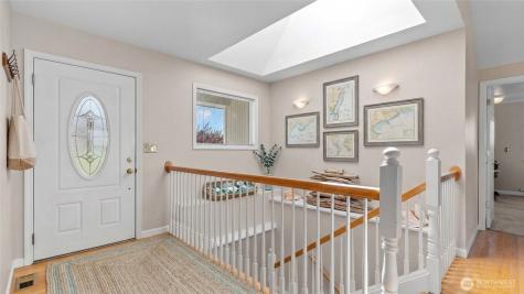 1042 Shorecrest Place Camano Island WA 98282