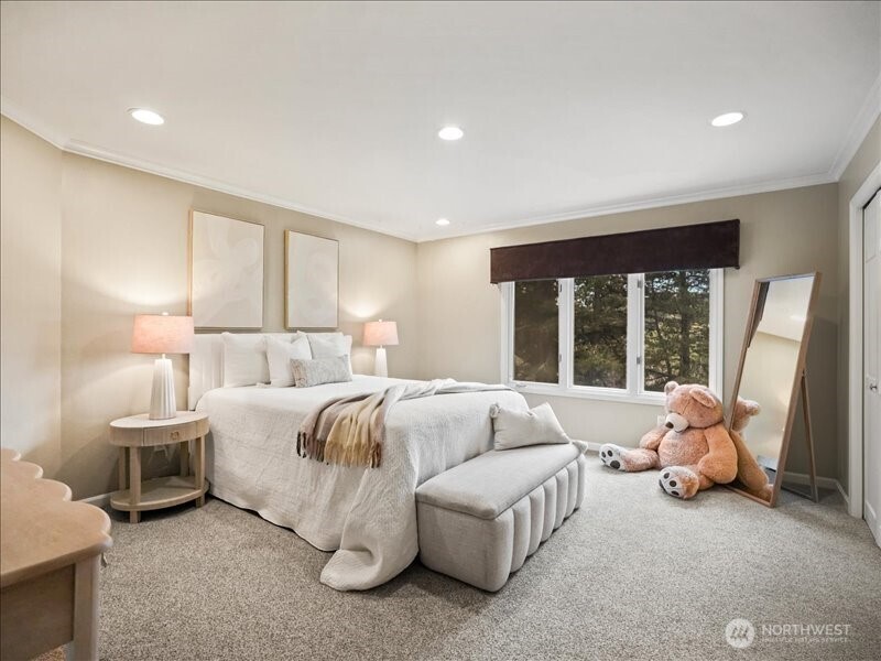 6158 162nd Place SE Bellevue WA 98006