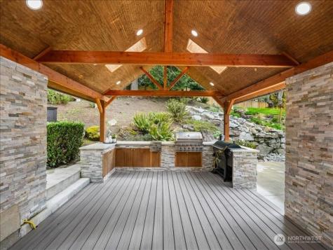 6158 162nd Place SE Bellevue WA 98006