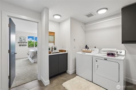 1428 Palm Avenue SW Seattle WA 98116