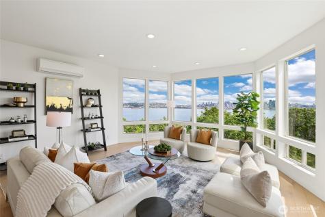 1428 Palm Avenue SW Seattle WA 98116