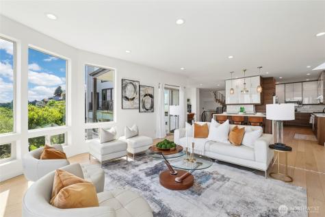 1428 Palm Avenue SW Seattle WA 98116