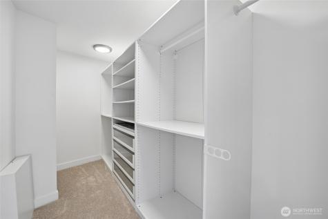 1428 Palm Avenue SW Seattle WA 98116