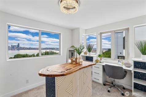 1428 Palm Avenue SW Seattle WA 98116