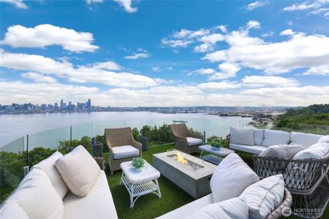 1428 Palm Avenue SW Seattle WA 98116